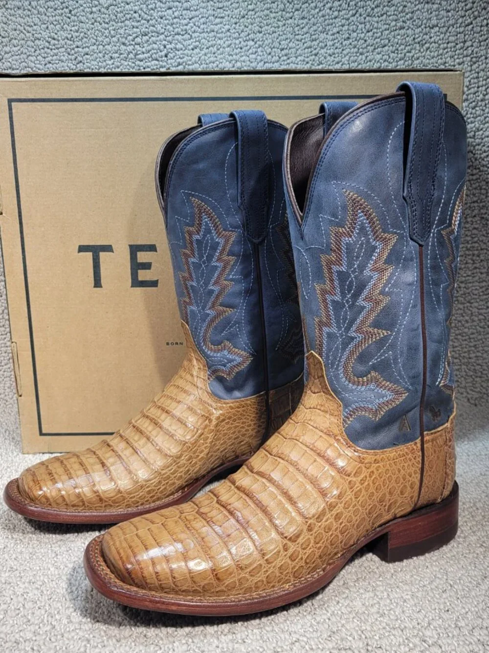 Tecovas The William Men's US Size 8.5D Toffee Navy Caiman Cowboy Boots